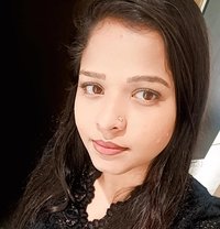 I’m available cash on delivery - escort in Kolkata