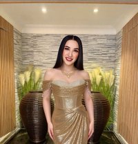 I’m both sweet bottom - Transsexual escort in Abu Dhabi