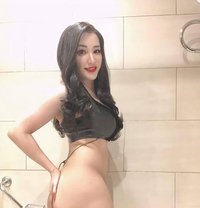 I’m both sweet bottom - Transsexual escort in Abu Dhabi