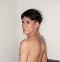 Wine Both - Acompañantes transexual in Al Manama