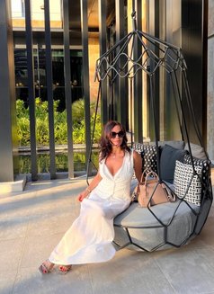 I'm comeback independent - escort in Dubai Photo 8 of 15