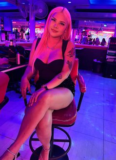 I’m coming 🩷 - escort in Okinawa Island Photo 9 of 13