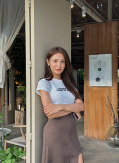 HEIINZ AVAILABLE TOKYO - Transsexual escort in Tokyo Photo 11 of 11