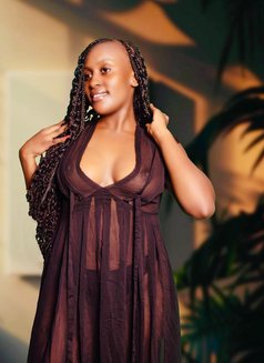 I'm Grace - escort in Nairobi Photo 3 of 4