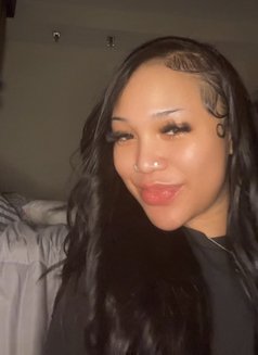 I’m here,available - escort in Okinawa Island Photo 9 of 9