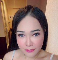 Big boobs big ass big dick - Transsexual escort in Osaka