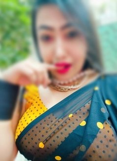 I'm Hot Girl In Saree Here To Make U Wet - escort in Chennai Photo 2 of 3