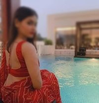 Im Hot Girl in Saree Here to Make U Wet - puta in Hyderabad Photo 1 of 4