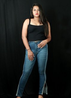 I M Hot Girl - puta in Mumbai Photo 2 of 3