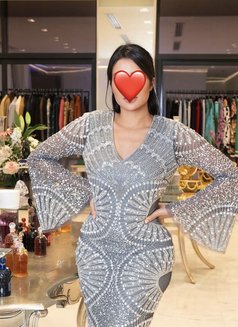 I’m in Yas island - escort in Abu Dhabi Photo 8 of 8