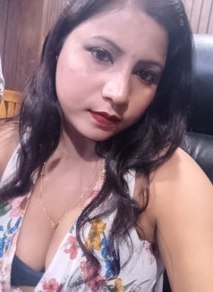 I'm kanika college girl escort service - escort in New Delhi Photo 4 of 6