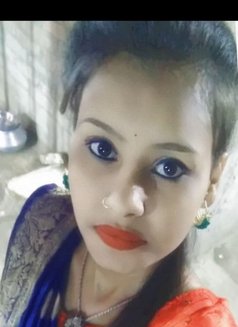 I'm kanika college girl escort service - escort in New Delhi Photo 5 of 6