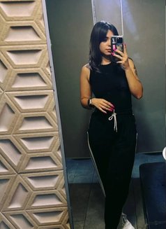 I'm Kavita - escort in New Delhi Photo 5 of 5