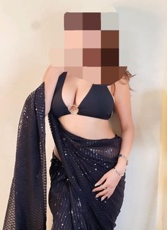 ️ I'm Khushi Cam Show & Real Meet, Escor - puta in Mumbai Photo 1 of 3