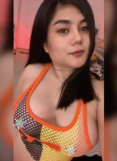 I'm Lucy Chubby girl (not do anal) - escort in Muscat Photo 13 of 16