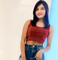 I m Meera here - puta in Mumbai