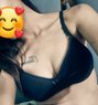 Im Navneet Independent Escort - puta in New Delhi Photo 1 of 8