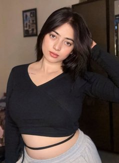 I'm Navya Sharma Hot 🥵 Sexy Girl - puta in Mumbai Photo 1 of 1