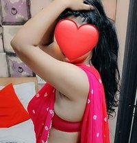 NIHARIKA Lets Fun with True Love - escort in New Delhi