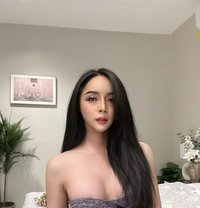 Im noonaThailand - Transsexual escort in Riyadh Photo 12 of 15