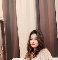 A Romantic Night WitH IndePendent Girls - escort agency in Chandigarh