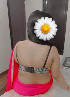 I'm Samrin (Out Call) Cam & Real Meet - escort in New Delhi Photo 2 of 8