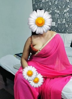 I'm Samrin (Out Call) Cam & Real Meet - escort in New Delhi Photo 3 of 8