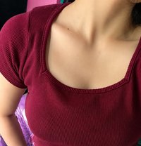 Im Staying Alone and Independent - puta in Pune Photo 1 of 5