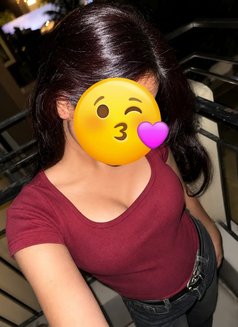 I'm Staying Alone and Independent - puta in Pune Photo 3 of 5