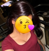 Im Staying Alone and Independent - puta in Pune