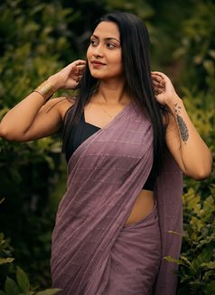 I’m tanisha - puta in Hyderabad Photo 2 of 4