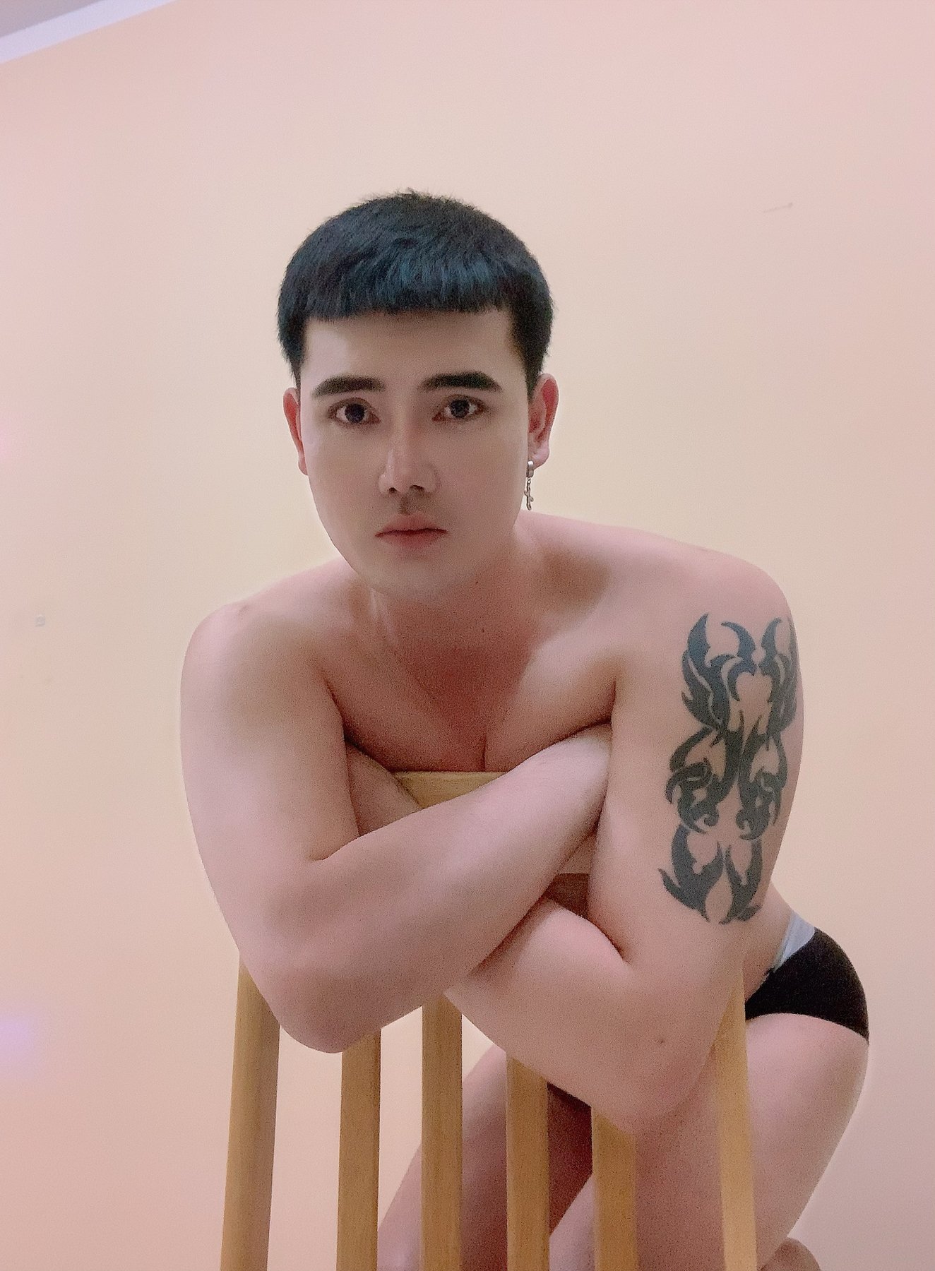 Thai Male Escort