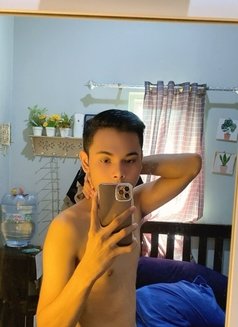 I'm Topan - Male escort in Jakarta Photo 3 of 5