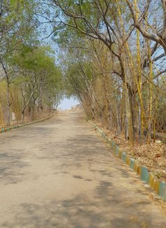 I'm Tracy@ just arrived in city ready to - puta in Kampala Photo 3 of 6