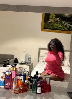 I'm Tracy@ just arrived in city ready to - escort in Lucknow Photo 3 of 4