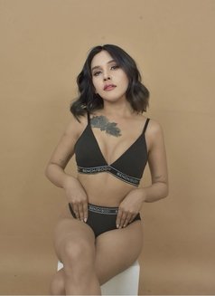 I’m your Asian Latina goddess - Acompañantes transexual in Makati City Photo 19 of 29