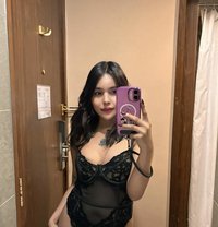 party girl Anne - Transsexual escort in Hong Kong Photo 20 of 20