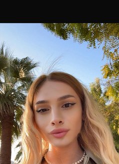 Mila - Transsexual escort in Dubai Photo 7 of 8