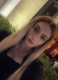 Mila - Transsexual escort in Dubai Photo 8 of 8