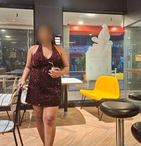 I Self Khushi - escort in Noida