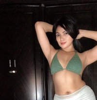 I sip your dick like coca cola im thirst - escort in Dubai