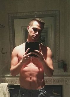 İstanbul Professional Jigolo Tolga - Male escort in İstanbul Photo 1 of 3