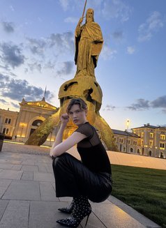 İvan - Male escort in İstanbul Photo 9 of 16