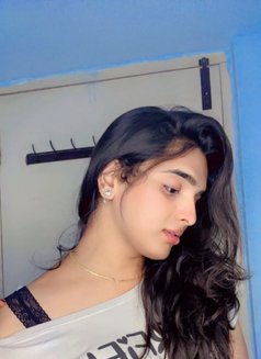 Am actor my self nirusha..heaven service - puta in Hyderabad Photo 3 of 3