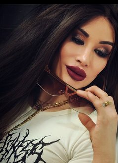 İzabella from Turkish Aktiv - Transsexual escort in Jeddah Photo 12 of 12