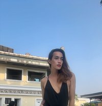 Iam Chloe - Transsexual escort in Manila