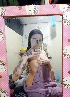 Iam Kylie - Acompañantes transexual in Manila Photo 7 of 9