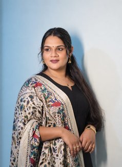 Iam Jhanavi Independent Call Girl - puta in Hyderabad Photo 2 of 5