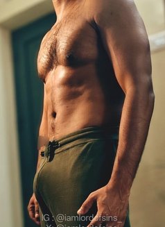 Iamlordofsins - Male escort in Thiruvananthapuram Photo 3 of 3