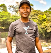 Ian - Acompañante masculino in Nakuru